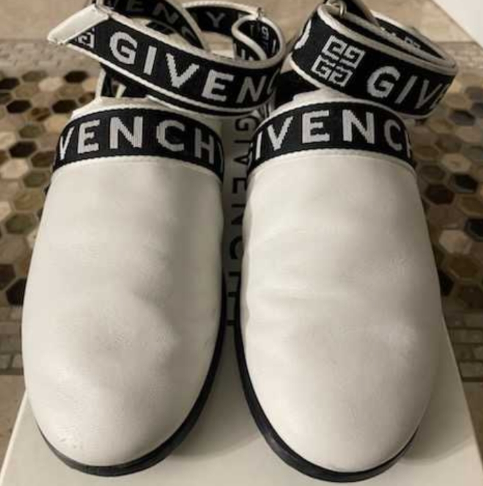 Givenchy Mule... Authentic Box Included Worn Only… - image 3